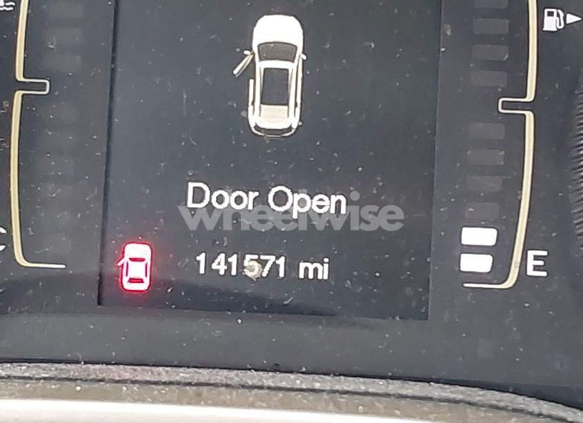 Photo 15 of 2014 Jeep Cherokee LATITUDE (VIN 1C4PJMCS8EW125834)