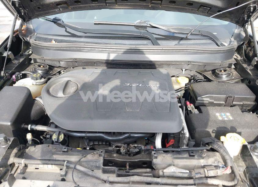 Photo 10 of 2014 Jeep Cherokee LATITUDE (VIN 1C4PJMCS8EW181532)