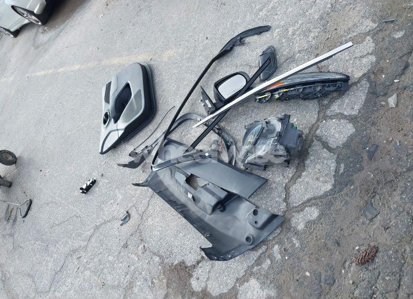 Photo 12 of 2014 Jeep Cherokee LATITUDE (VIN 1C4PJMCS8EW181532)