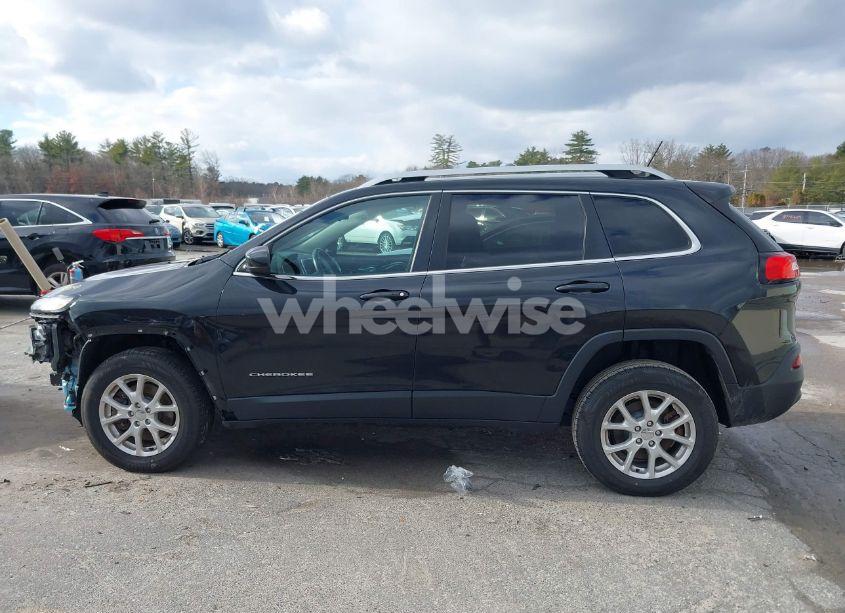 Photo 15 of 2014 Jeep Cherokee LATITUDE (VIN 1C4PJMCS8EW181532)