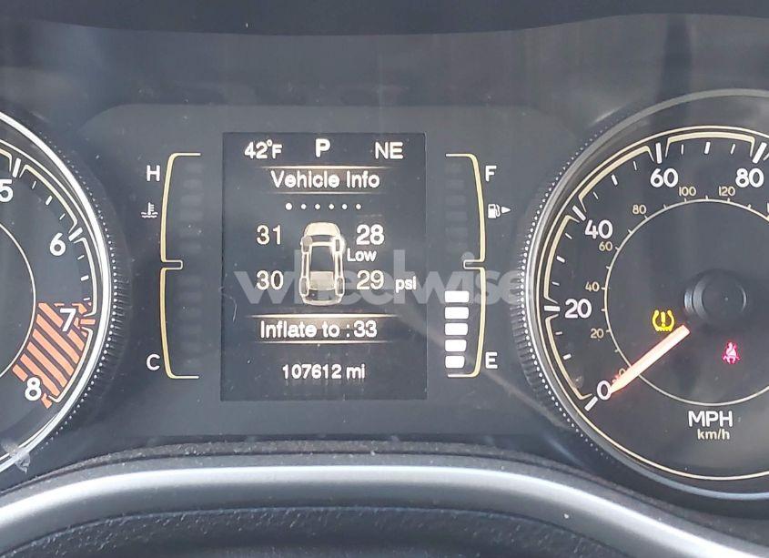 Photo 16 of 2014 Jeep Cherokee LATITUDE (VIN 1C4PJMCS8EW181532)