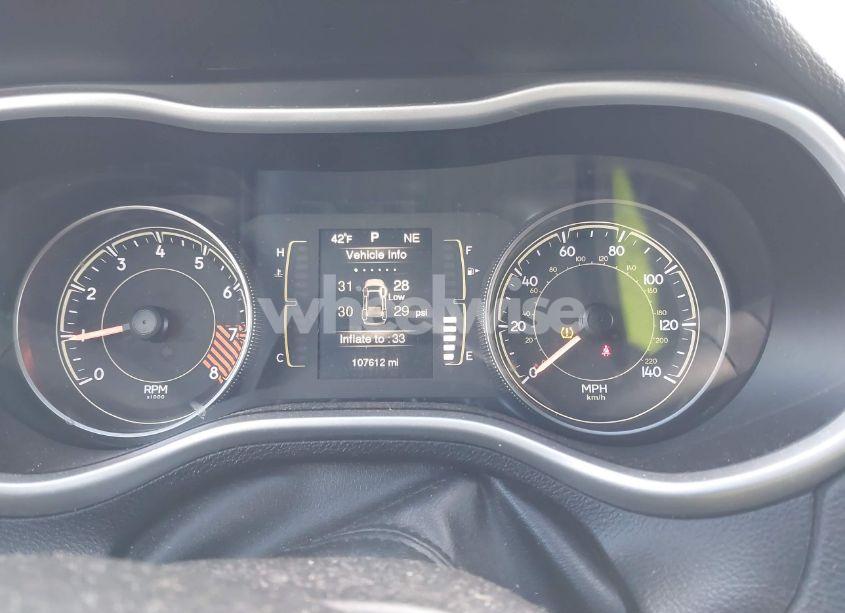 Photo 7 of 2014 Jeep Cherokee LATITUDE (VIN 1C4PJMCS8EW181532)