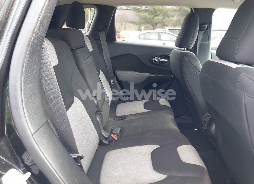 Photo 8 of 2014 Jeep Cherokee LATITUDE (VIN 1C4PJMCS8EW181532)