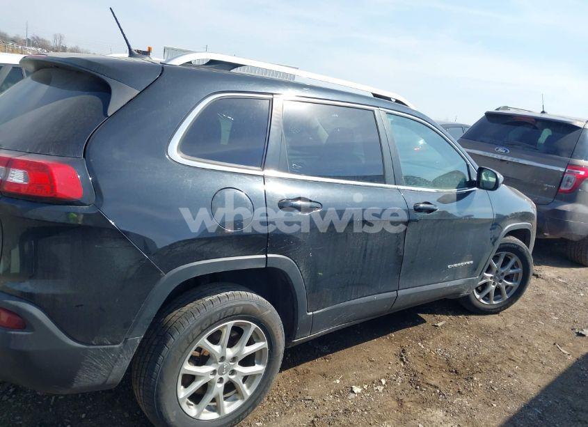 Photo 13 of 2014 Jeep Cherokee LATITUDE (VIN 1C4PJMCS8EW296678)