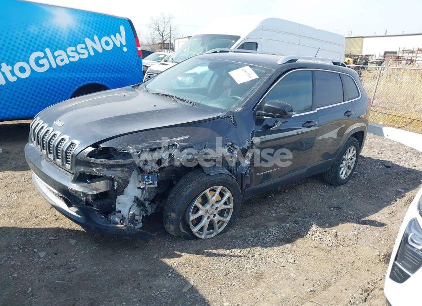 Photo 2 of 2014 Jeep Cherokee LATITUDE (VIN 1C4PJMCS8EW296678)