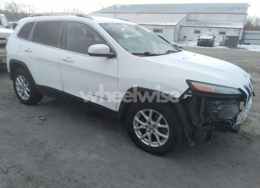 2015 Jeep Cherokee LATITUDE (VIN 1C4PJMCS8FW793957) main photo