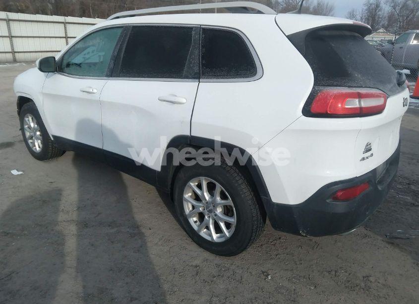 Photo 3 of 2015 Jeep Cherokee LATITUDE (VIN 1C4PJMCS8FW793957)