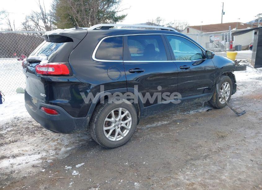 Photo 4 of 2016 Jeep Cherokee LATITUDE (VIN 1C4PJMCS8GW245748)