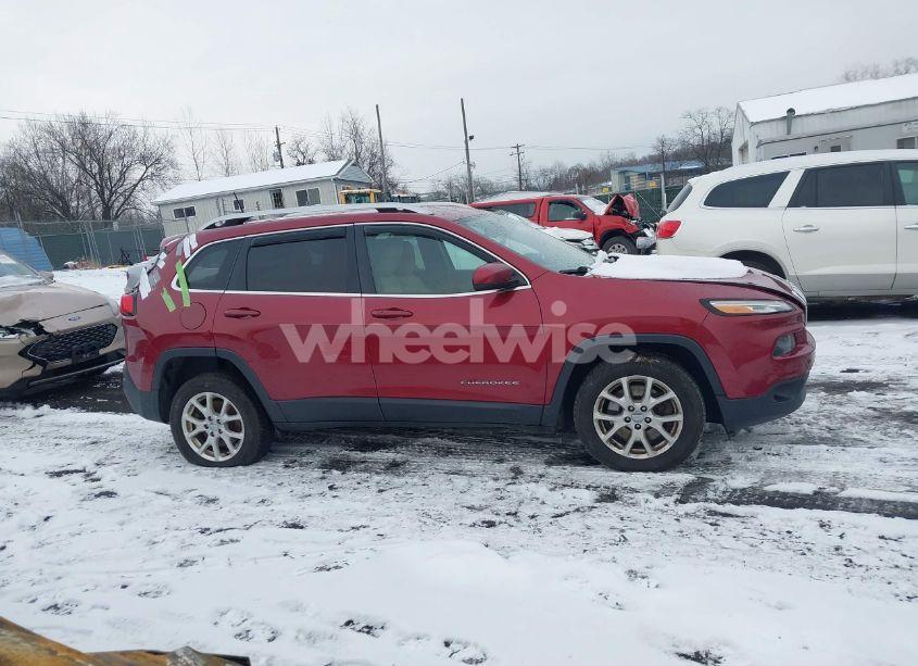 Photo 13 of 2017 Jeep Cherokee LATITUDE 4X4 (VIN 1C4PJMCS8HW532492)