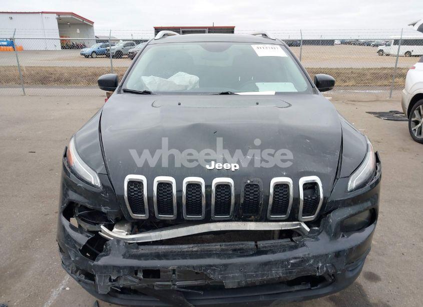 Photo 13 of 2017 Jeep Cherokee LATITUDE 4X4 (VIN 1C4PJMCS8HW649375)