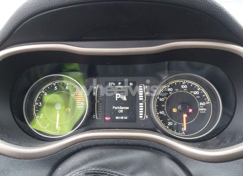 Photo 7 of 2017 Jeep Cherokee LATITUDE 4X4 (VIN 1C4PJMCS8HW649375)