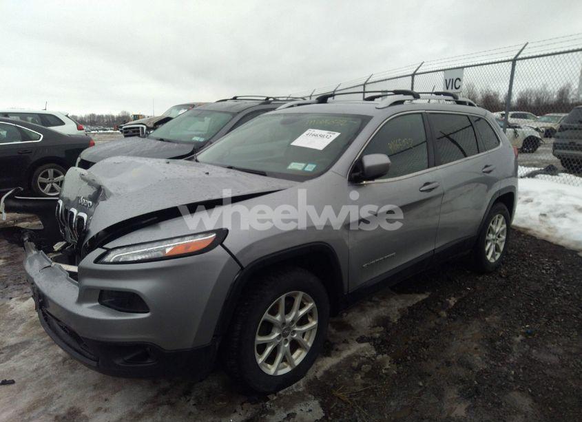 Photo 2 of 2017 Jeep Cherokee LATITUDE 4X4 (VIN 1C4PJMCS8HW649473)