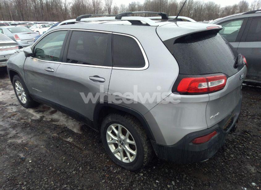 Photo 3 of 2017 Jeep Cherokee LATITUDE 4X4 (VIN 1C4PJMCS8HW649473)