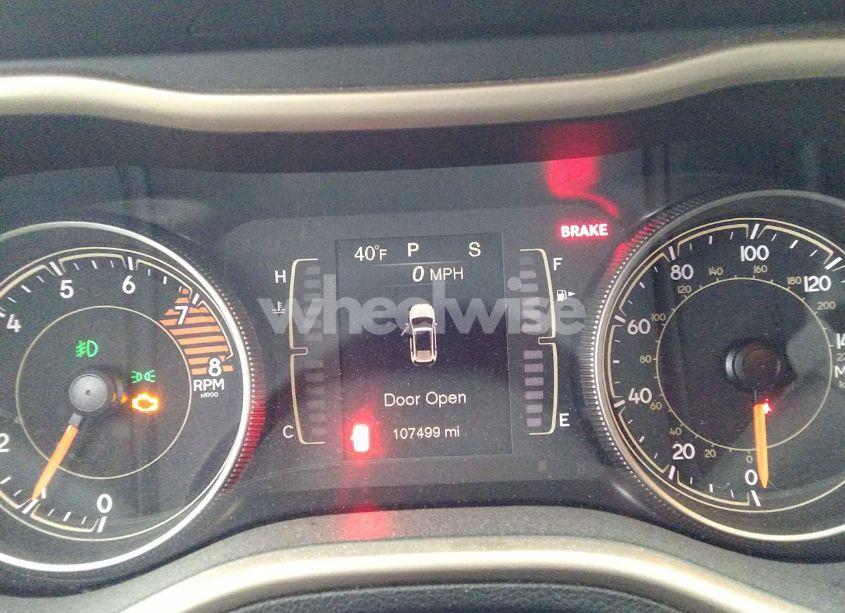 Photo 7 of 2017 Jeep Cherokee LATITUDE 4X4 (VIN 1C4PJMCS8HW649473)