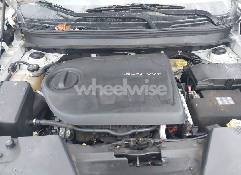 Photo 10 of 2014 Jeep Cherokee LATITUDE (VIN 1C4PJMCS9EW150340)