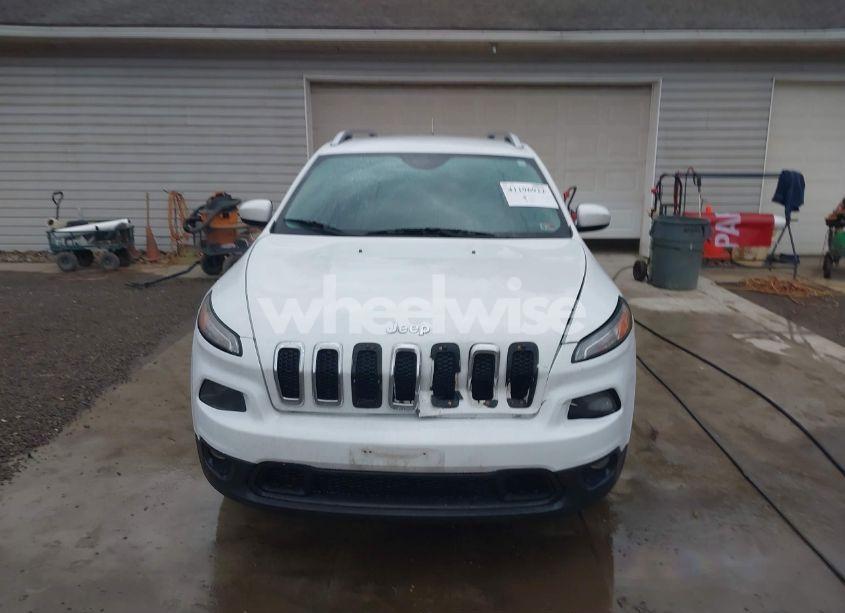 Photo 12 of 2014 Jeep Cherokee LATITUDE (VIN 1C4PJMCS9EW150340)