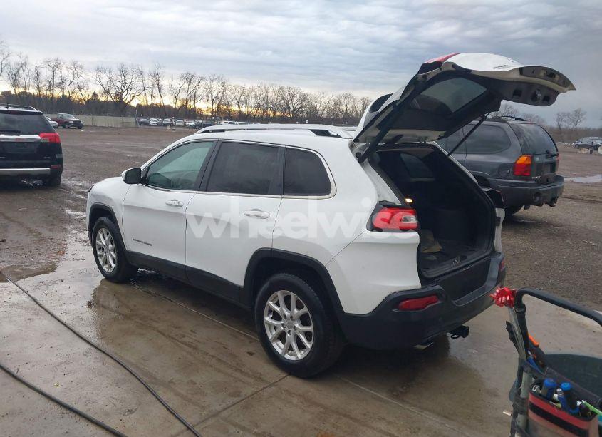 Photo 3 of 2014 Jeep Cherokee LATITUDE (VIN 1C4PJMCS9EW150340)