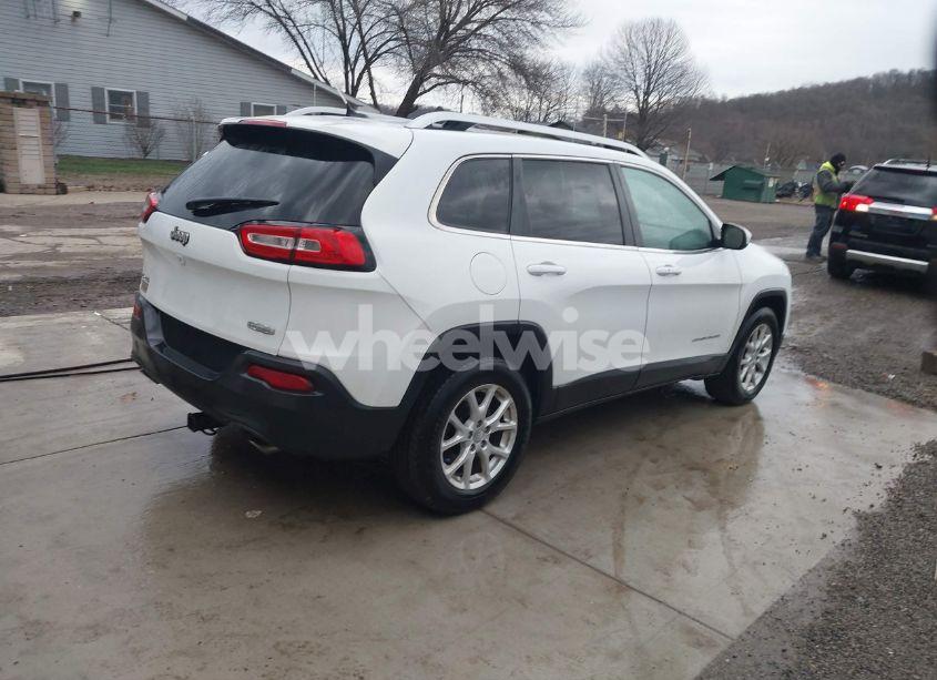 Photo 4 of 2014 Jeep Cherokee LATITUDE (VIN 1C4PJMCS9EW150340)