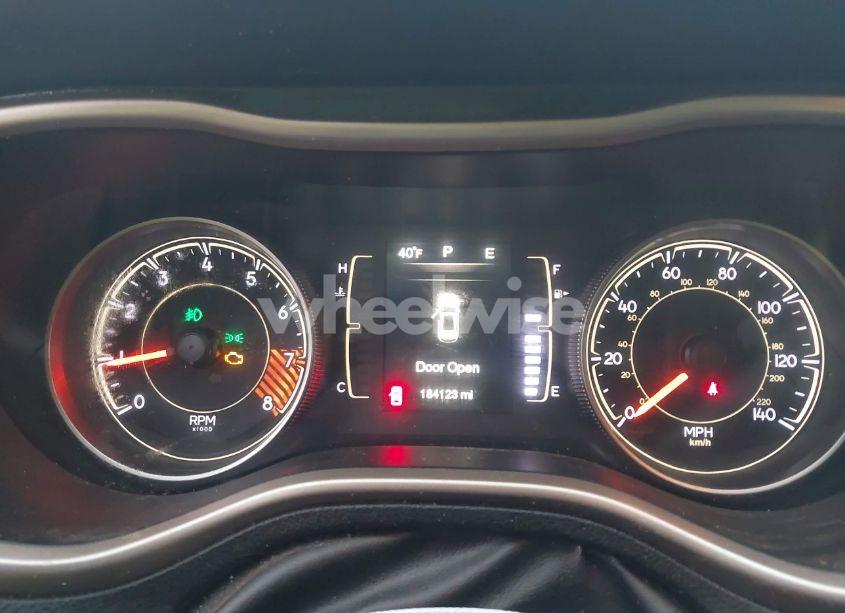 Photo 7 of 2014 Jeep Cherokee LATITUDE (VIN 1C4PJMCS9EW150340)