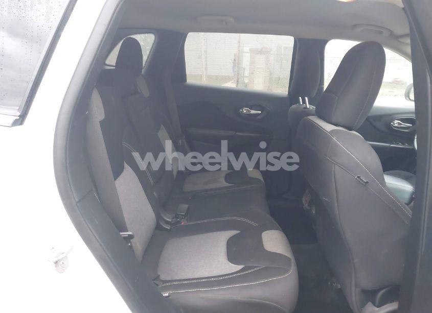 Photo 8 of 2014 Jeep Cherokee LATITUDE (VIN 1C4PJMCS9EW150340)