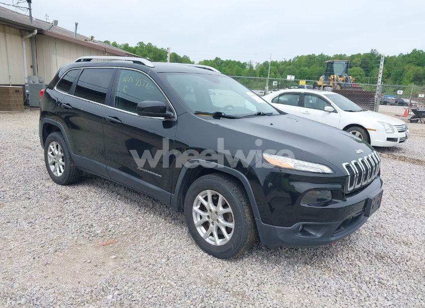 2015 Jeep Cherokee LATITUDE (VIN 1C4PJMCS9FW502950) main photo