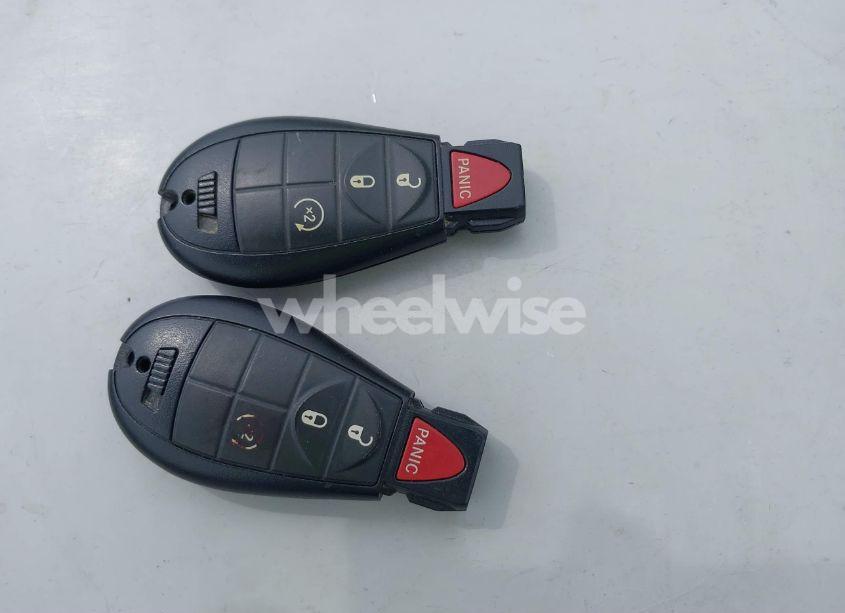 Photo 11 of 2015 Jeep Cherokee LATITUDE (VIN 1C4PJMCS9FW502950)