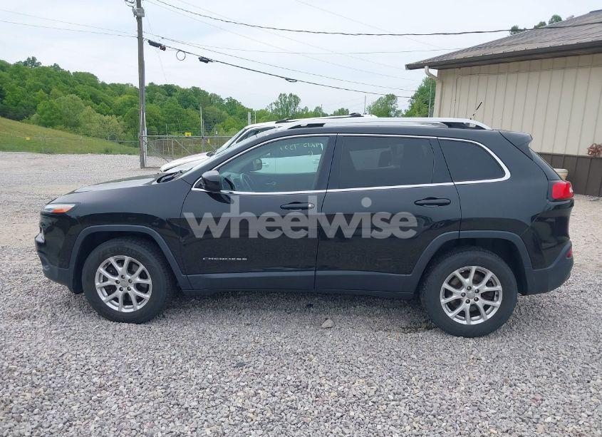 Photo 14 of 2015 Jeep Cherokee LATITUDE (VIN 1C4PJMCS9FW502950)