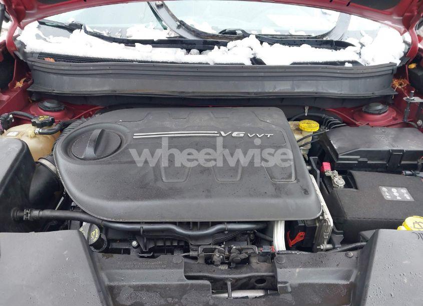 Photo 10 of 2015 Jeep Cherokee LATITUDE (VIN 1C4PJMCS9FW510837)