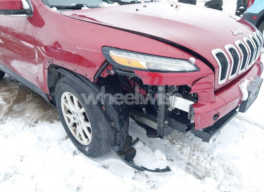 Photo 6 of 2015 Jeep Cherokee LATITUDE (VIN 1C4PJMCS9FW510837)