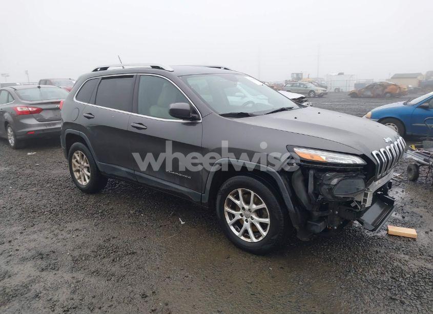 2015 Jeep Cherokee LATITUDE (VIN 1C4PJMCS9FW541456) main photo