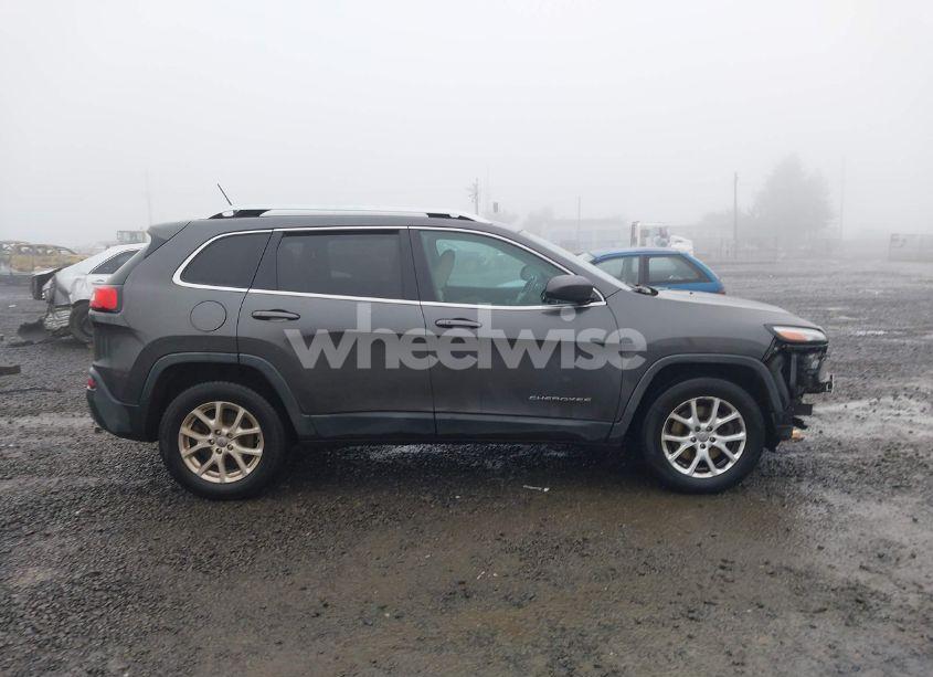 Photo 14 of 2015 Jeep Cherokee LATITUDE (VIN 1C4PJMCS9FW541456)