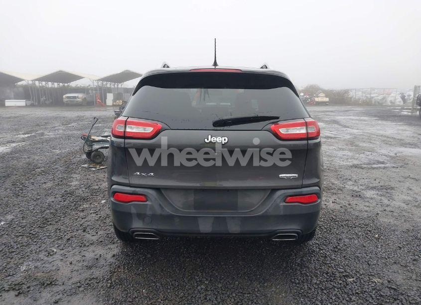 Photo 17 of 2015 Jeep Cherokee LATITUDE (VIN 1C4PJMCS9FW541456)