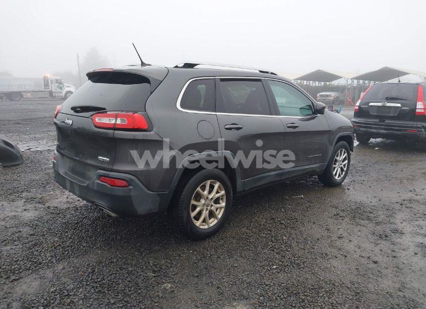 Photo 4 of 2015 Jeep Cherokee LATITUDE (VIN 1C4PJMCS9FW541456)