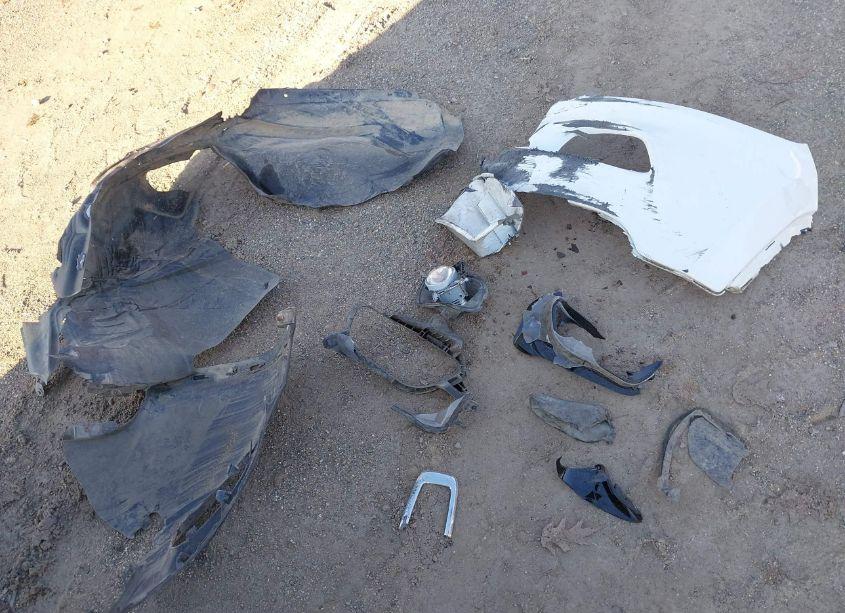 Photo 11 of 2015 Jeep Cherokee LATITUDE (VIN 1C4PJMCS9FW558466)