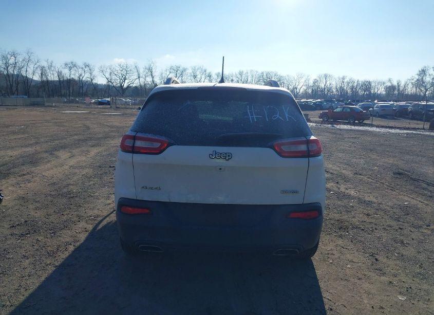 Photo 16 of 2015 Jeep Cherokee LATITUDE (VIN 1C4PJMCS9FW558466)