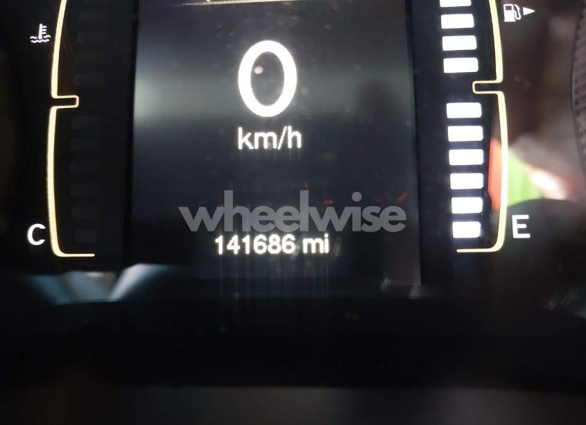 Photo 15 of 2015 Jeep Cherokee LATITUDE (VIN 1C4PJMCS9FW735081)