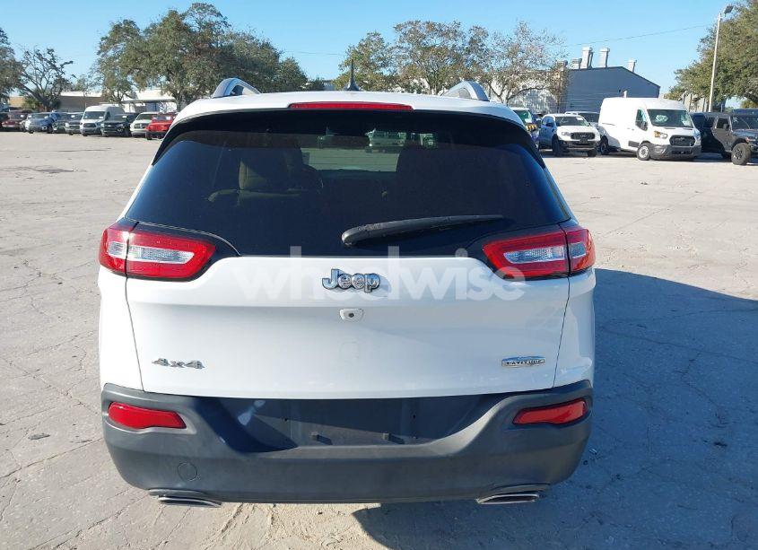Photo 16 of 2015 Jeep Cherokee LATITUDE (VIN 1C4PJMCS9FW735081)