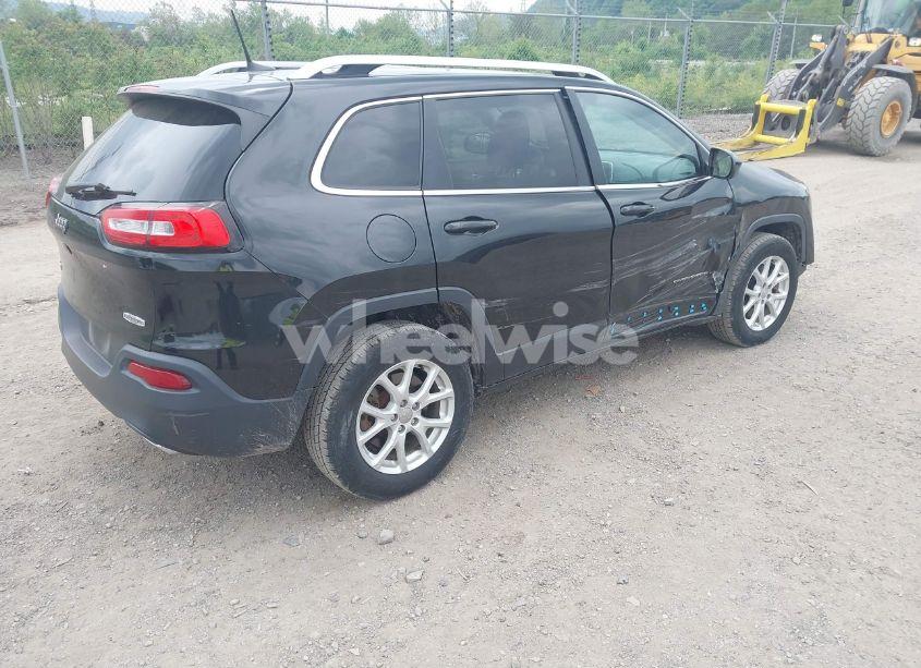 Photo 4 of 2016 Jeep Cherokee LATITUDE (VIN 1C4PJMCS9GW105529)