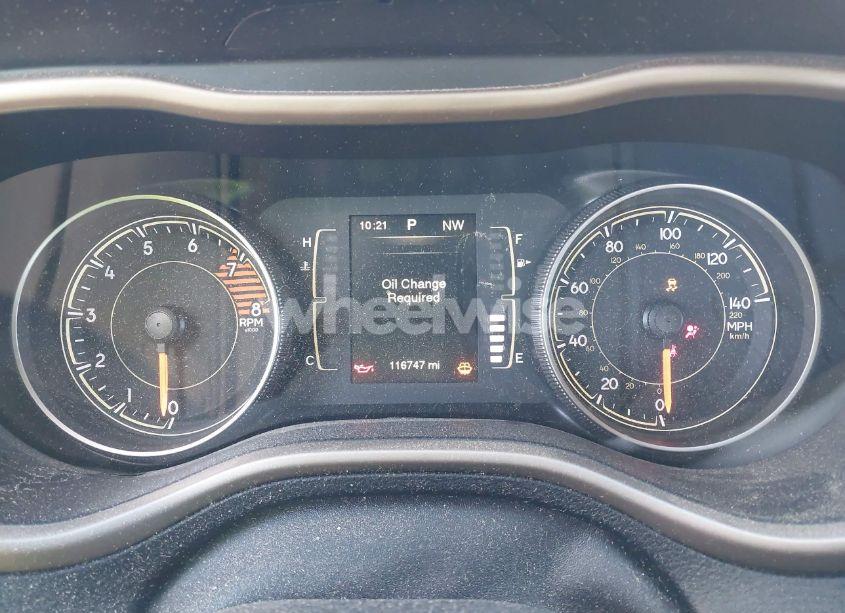 Photo 7 of 2016 Jeep Cherokee LATITUDE (VIN 1C4PJMCS9GW132262)