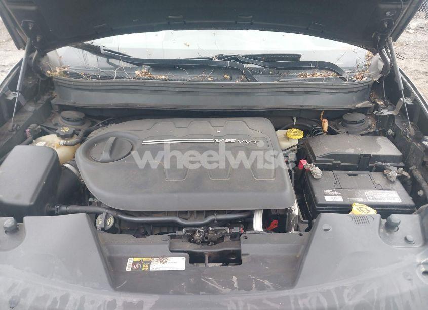 Photo 10 of 2016 Jeep Cherokee LATITUDE (VIN 1C4PJMCS9GW133444)