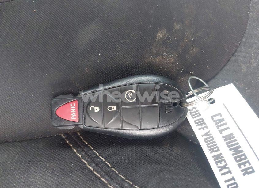 Photo 11 of 2016 Jeep Cherokee LATITUDE (VIN 1C4PJMCS9GW133444)