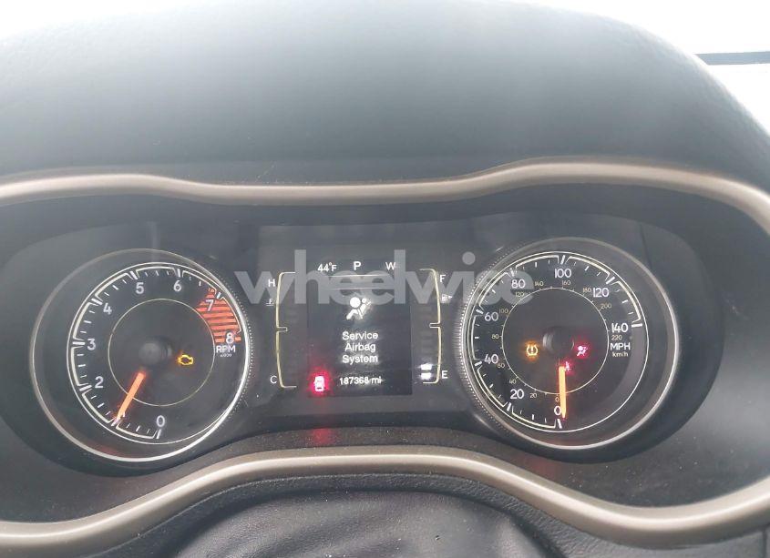 Photo 7 of 2016 Jeep Cherokee LATITUDE (VIN 1C4PJMCS9GW133444)