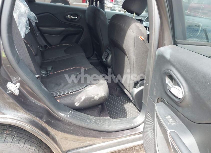 Photo 8 of 2016 Jeep Cherokee 75TH ANNIVERSARY (VIN 1C4PJMCS9GW276894)