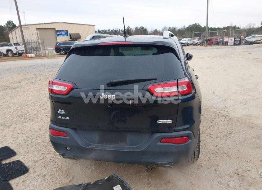 Photo 17 of 2017 Jeep Cherokee LATITUDE 4X4 (VIN 1C4PJMCS9HW513580)