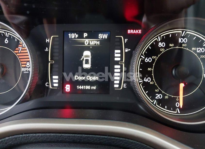 Photo 7 of 2017 Jeep Cherokee LATITUDE 4X4 (VIN 1C4PJMCS9HW513580)