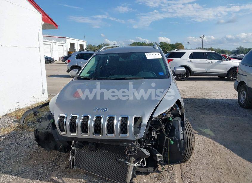 Photo 12 of 2017 Jeep Cherokee LATITUDE 4X4 (VIN 1C4PJMCS9HW612254)