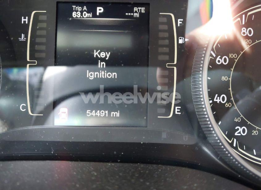 Photo 15 of 2017 Jeep Cherokee LATITUDE 4X4 (VIN 1C4PJMCS9HW612254)