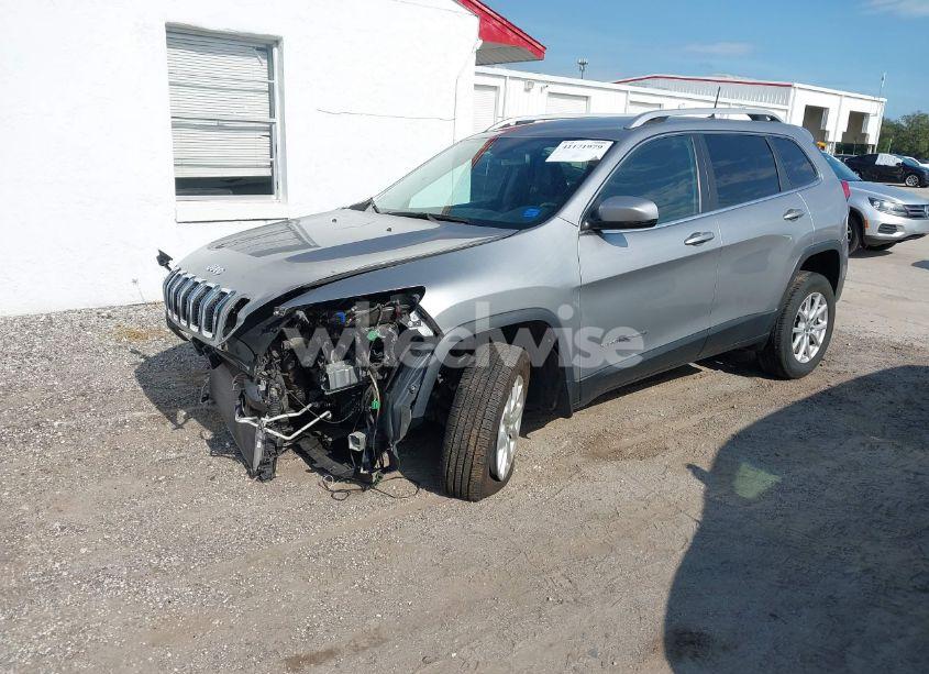 Photo 2 of 2017 Jeep Cherokee LATITUDE 4X4 (VIN 1C4PJMCS9HW612254)