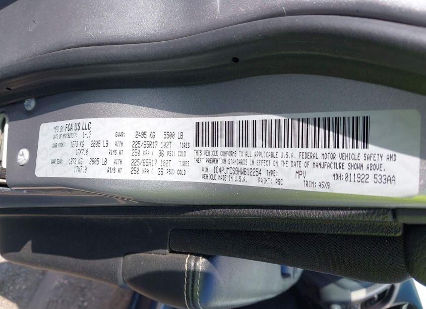 Photo 9 of 2017 Jeep Cherokee LATITUDE 4X4 (VIN 1C4PJMCS9HW612254)