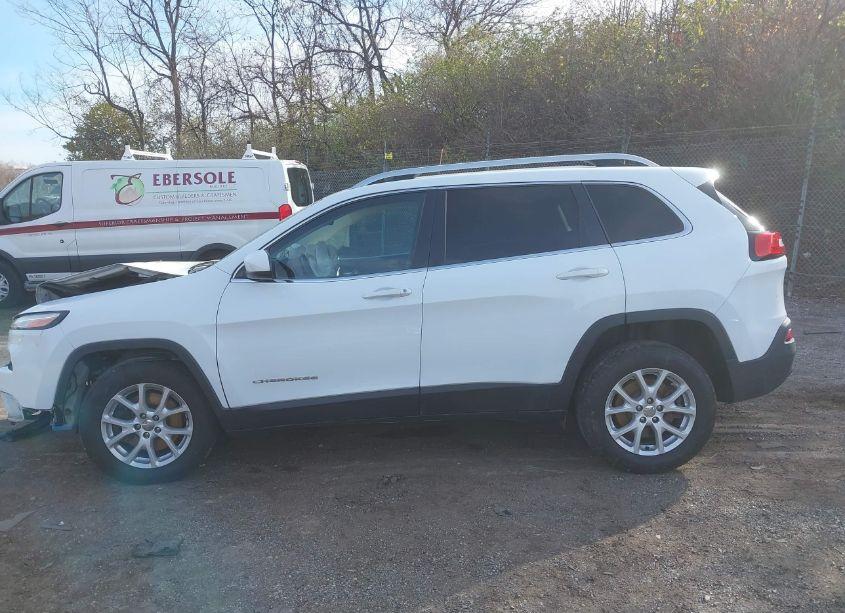 Photo 14 of 2017 Jeep Cherokee LATITUDE 4X4 (VIN 1C4PJMCS9HW658070)